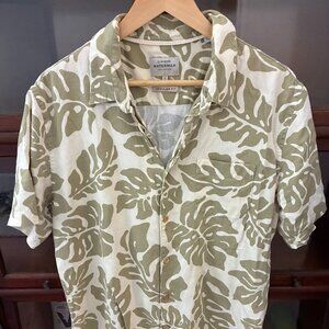 Quicksilver Waterman Men Button Down Shirt Hawaiian Pattern Size L